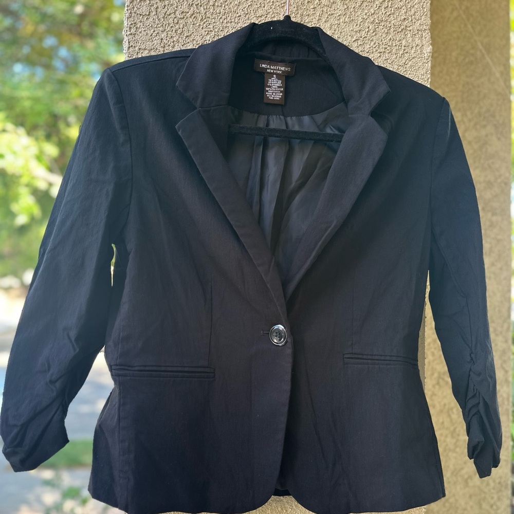 Linda Matthews Black Blazer